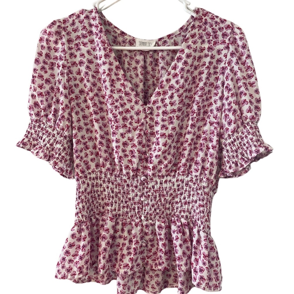 Sienna Sky EUC Pink Floral Blouse Size M